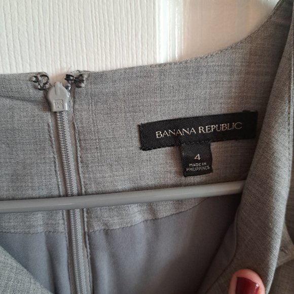 Grey suit dress, short sleeve, ruffle hem - Picture 5 of 7